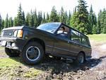 21. Robins stock Range Rover making it look easy - Whipsaw - July 2005. JPG0021