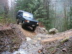 Shad showing the great articulation on his Discovery